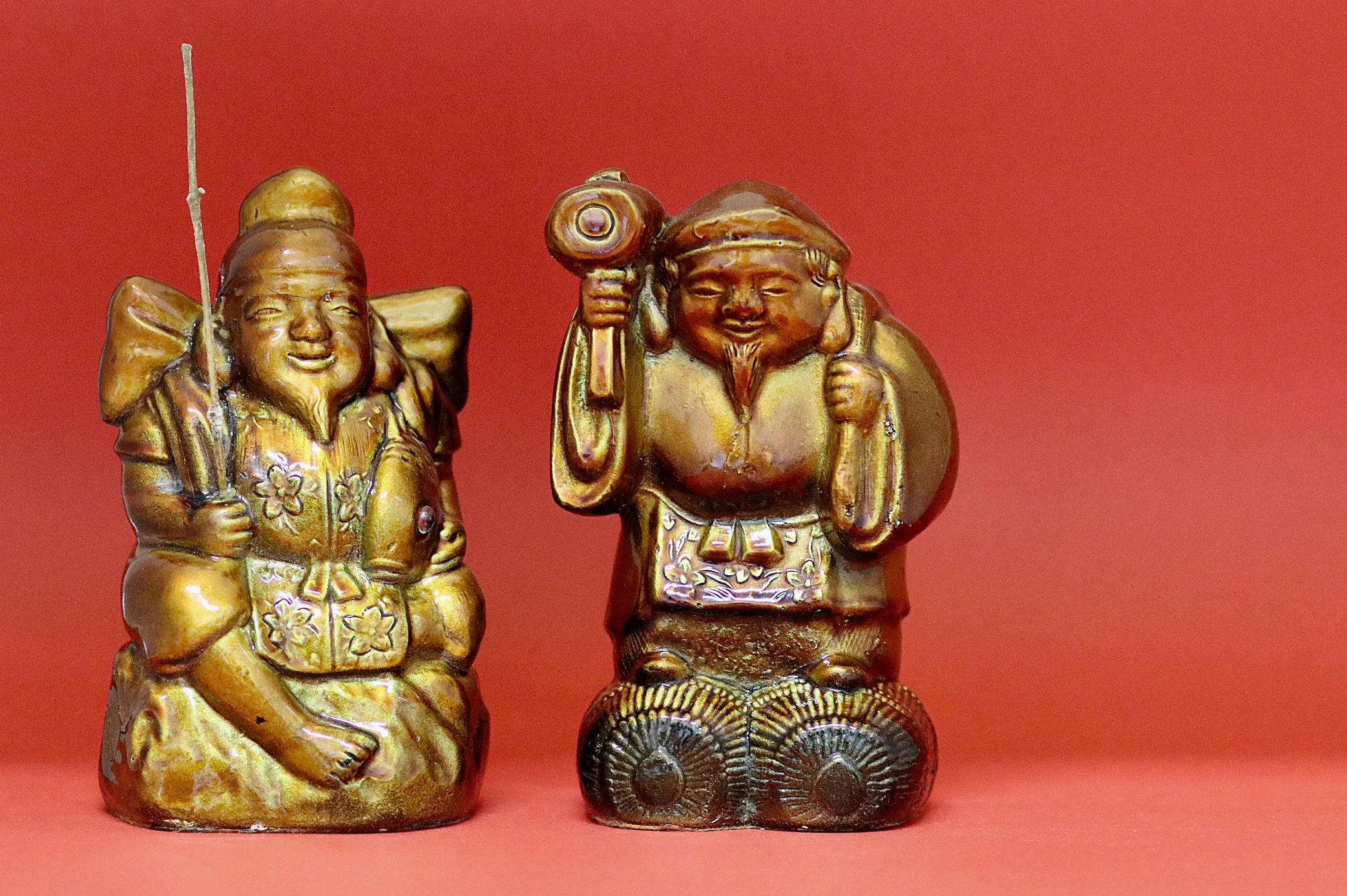 Japon şans ve zenginlik tanrısı Daikoku ve şans tokmağı