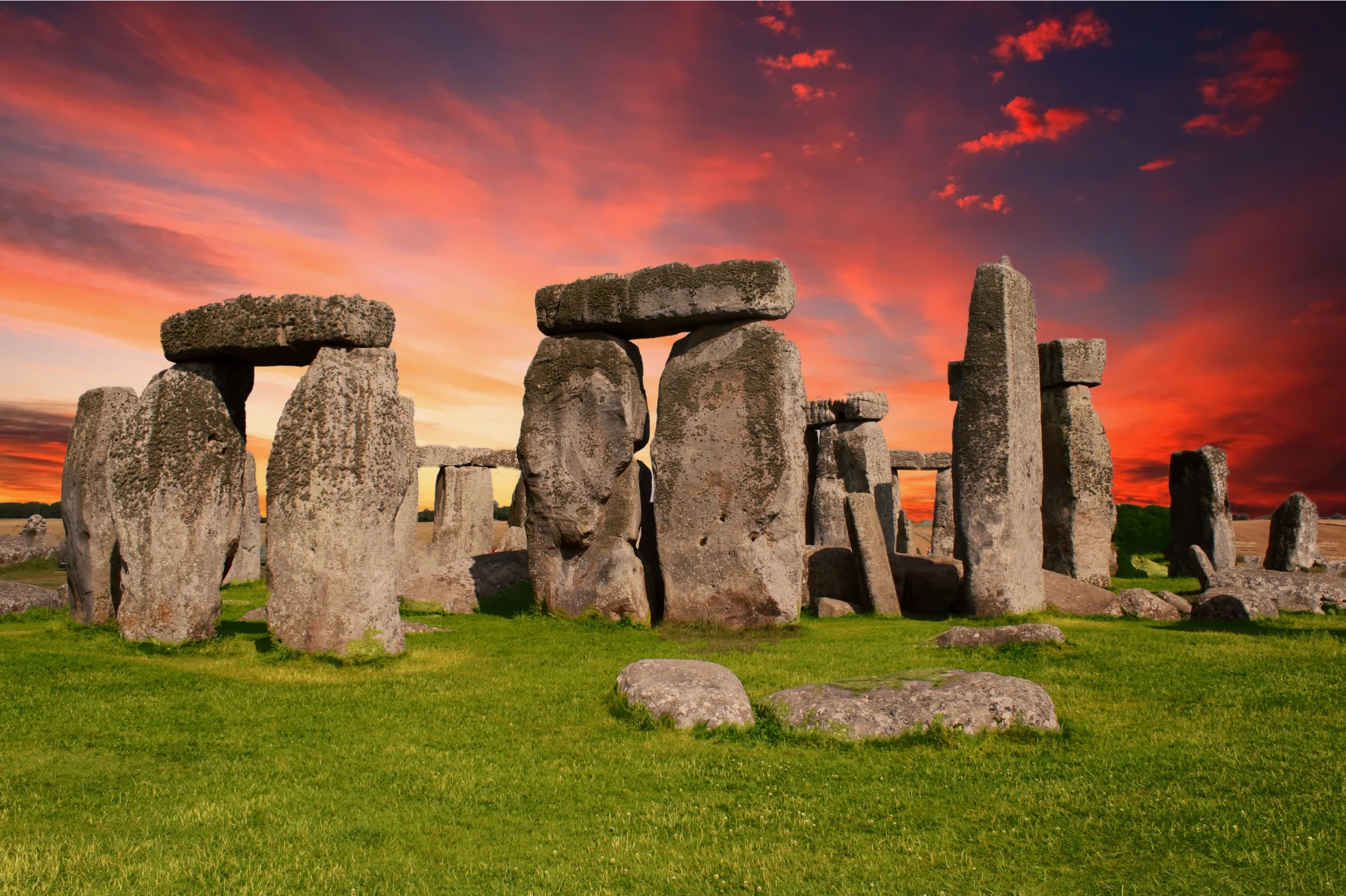 İngiltere'deki antik taş çember anıtı Stonehenge
